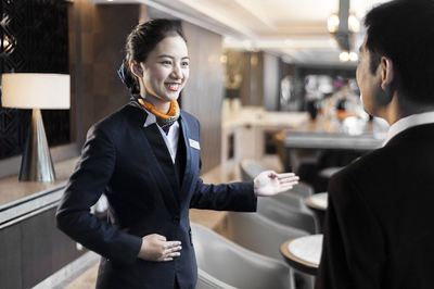 酒店大亨巴伦·希尔顿 辉煌业绩与父子较劲的一生